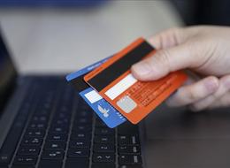 Tüm ülke şokta! Milyonlarca banka kartının bilgilerini çalıp satıyorlar...