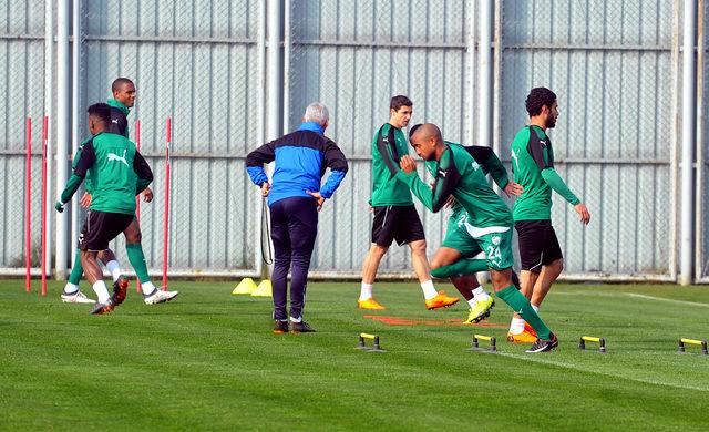 Bursaspor'da Galatasaray maçı hazırlıkları sürüyor