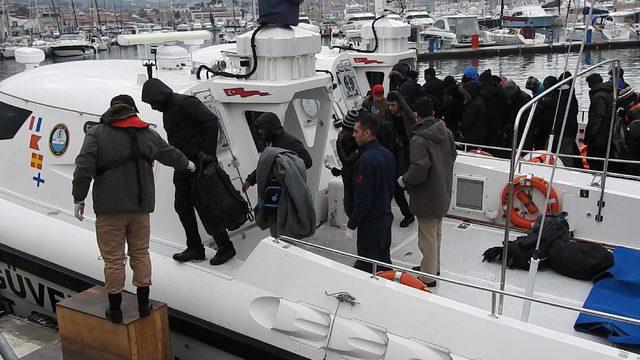 Çeşme'de 55 kaçak yakalandı