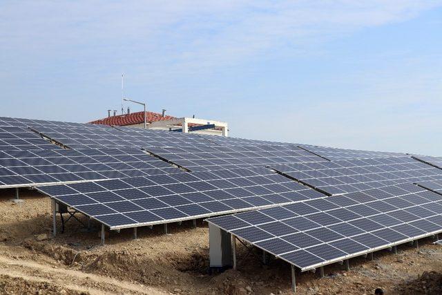 Bolu’da kurulan Güneş Enerji Santrali ile 10 bin hanelik enerji üretilecek