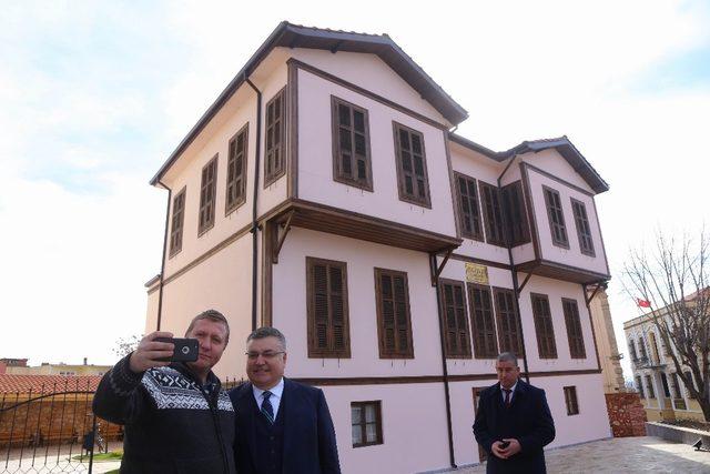 Atatürk Evi’ni bir ayda 27 Bin 423 kişi gezdi