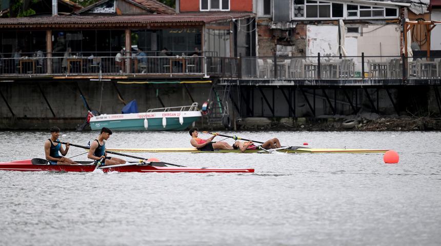 Uluslararası Meriç Kürek Yarışları'nda son gün müsabakaları başladı