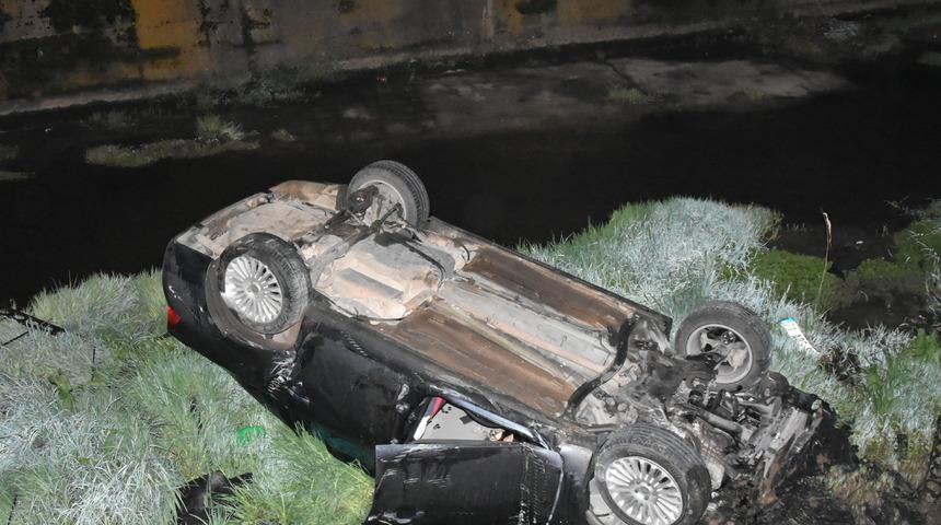 Kırıkkale'de dereye düşen otomobilin sürücüsü yaralandı