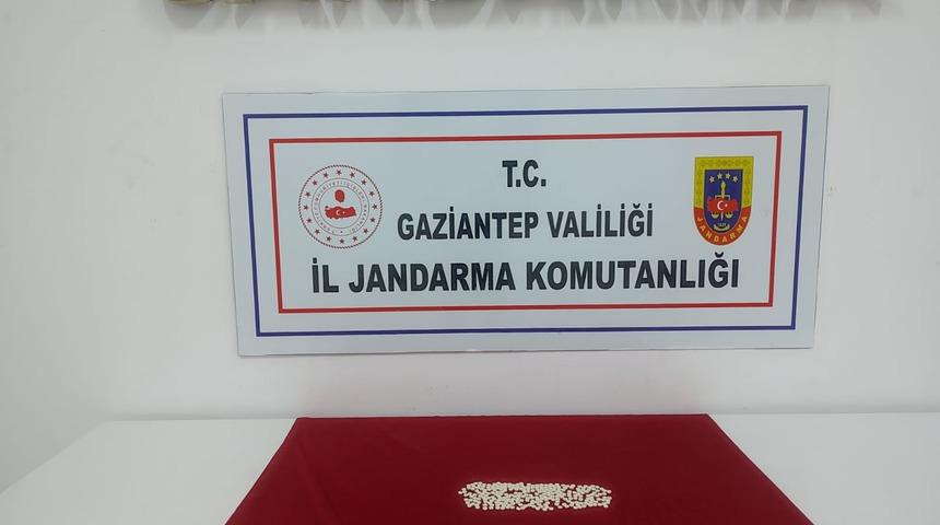 Gaziantep'te uyuşturucu operasyonu! 3 zanlı tutuklandı