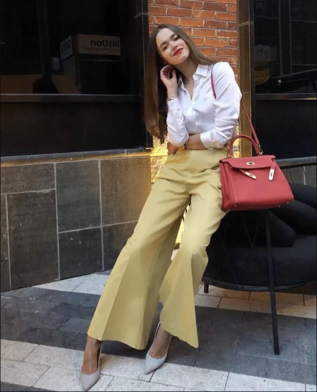 Bu yaz da gömlekler gözde parça! Peki yazın gömlekleri en tarz şekilde nasıl kombinleriz? 3