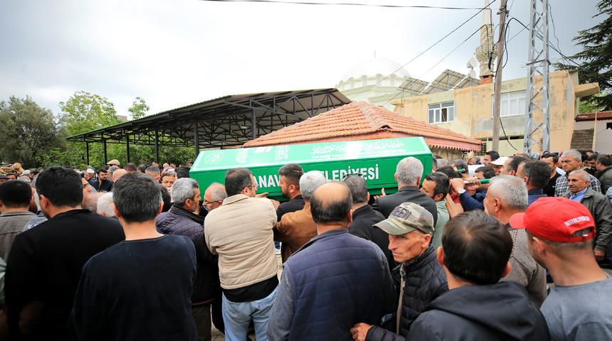 Rusya'da hayatını kaybeden dağcının cenazesi Antalya'da defnedildi