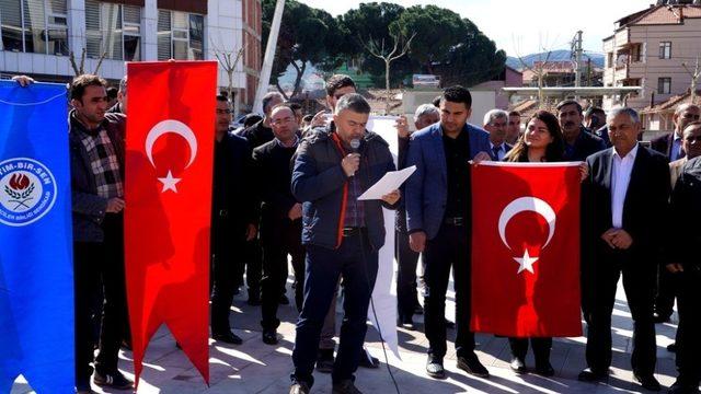 Sarıgöl Eğitim-Bir-Sen’den Mehmetçik’e destek açıklaması