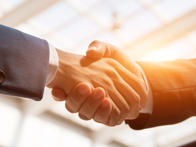 Dev e-ticaret platformunun devri gerçekleşti...