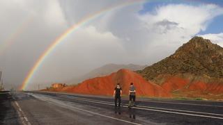 Kırmızı Tepeler'de gökkuşağı şöleni