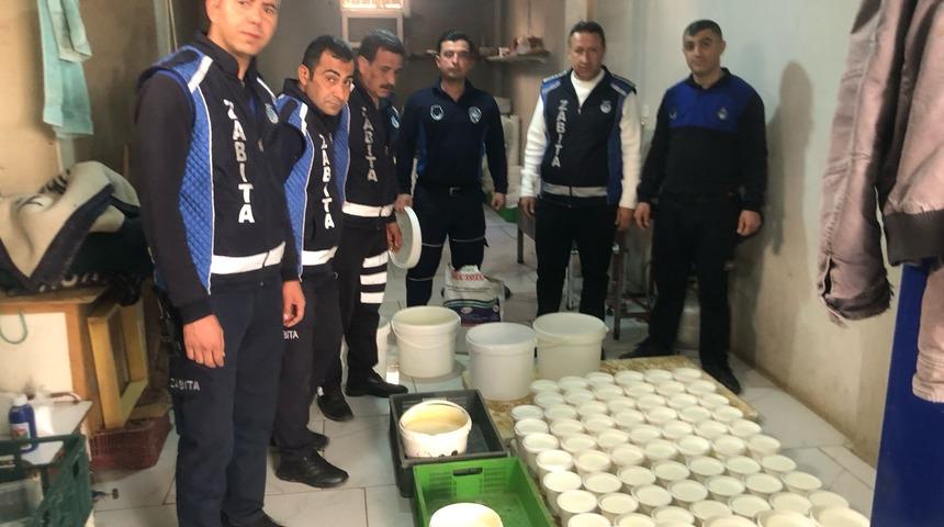 Hatay'da sağlıksız şartlarda üretilen 220 kilo süt ve süt ürünleri imha edildi