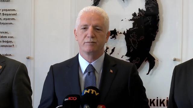 İstanbul depremi sonrası merak ediliyordu! Okullarla ilgili durumu Vali Gül açıkladı