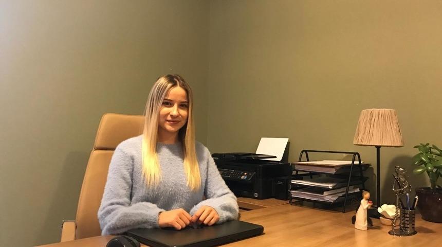 Klinik Psikolog Mercan: "Aileler &ccedil;ocuklarını fazla kontrol altında yetiştirmemeli"