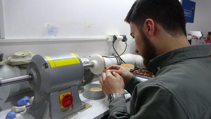 Tanesini 15 bin TL'ye satıyor 'Daire fiyatına olan var! Malzemesi altından kat kat pahalı' G3