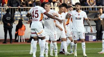 Eyüpspor maçına ilk 11'de başlamış, 45 dakikada oyundan alınmıştı! Okan Buruk o ismi takımda istemiyor