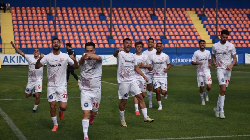 Altınordu'nun Play-Off'taki rakibi Adana oldu