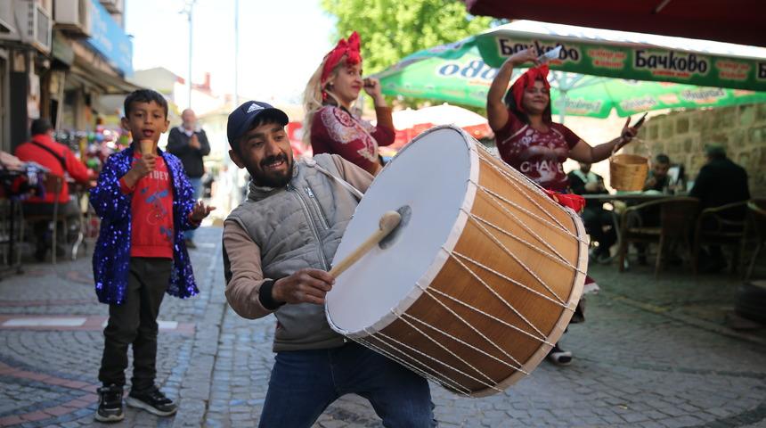 Edirne'yi Kakava-Hıdırellez Şenlikleri coşkusu sardı