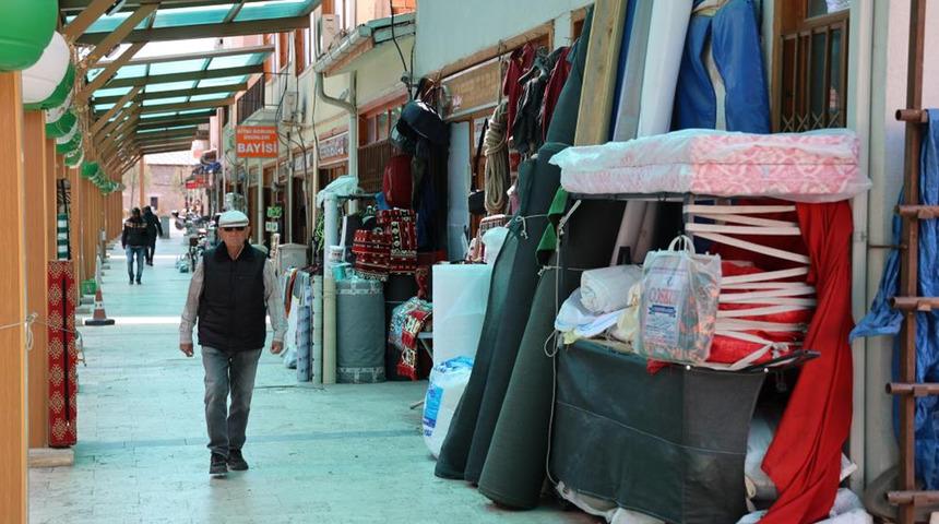 63 yıldır aynı işi yapıyor: Altın gibi mesleğe işçi bulamıyoruz