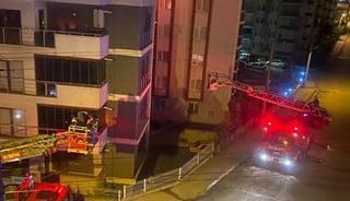 Karabük'te apartmanda yangın! İkisi çocuk 5 kişi dumandan etkilendi
