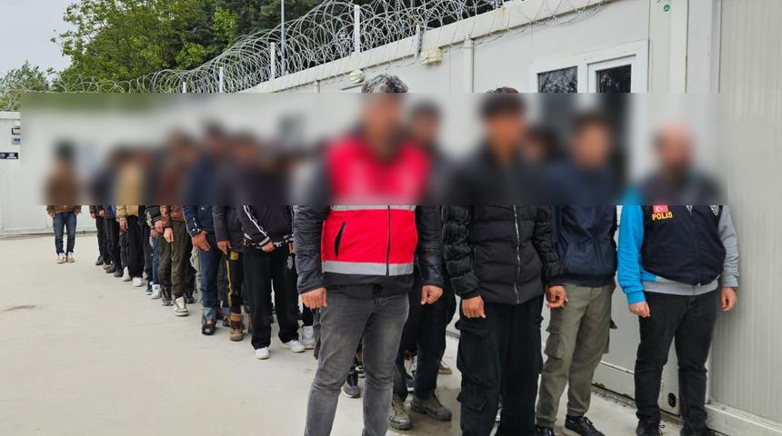 Sakarya'da 46 düzensiz göçmen yakalandı
