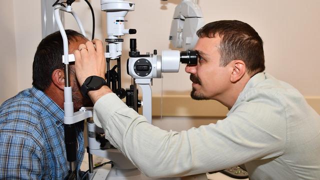 Tarihi adım: İlk kornea nakli başarıyla gerçekleştirildi...
