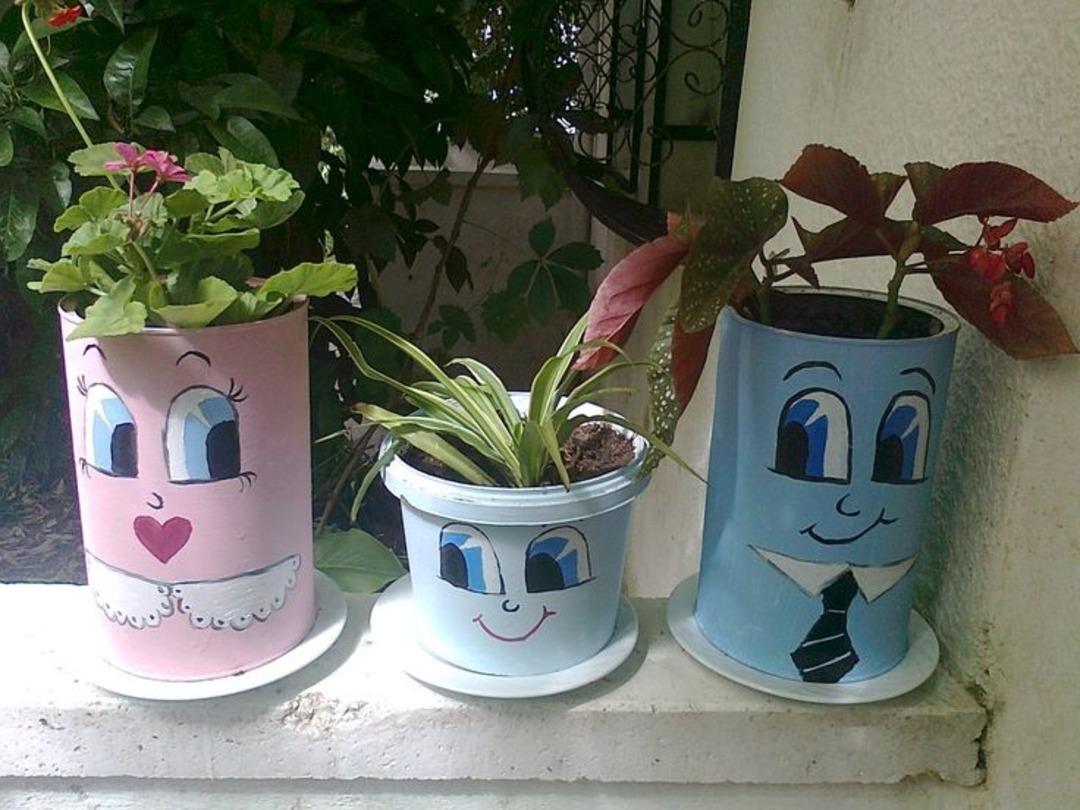 Balkon sezonu açılıyor! Plastik şişelerden saksı tasarlamanın yolları 2