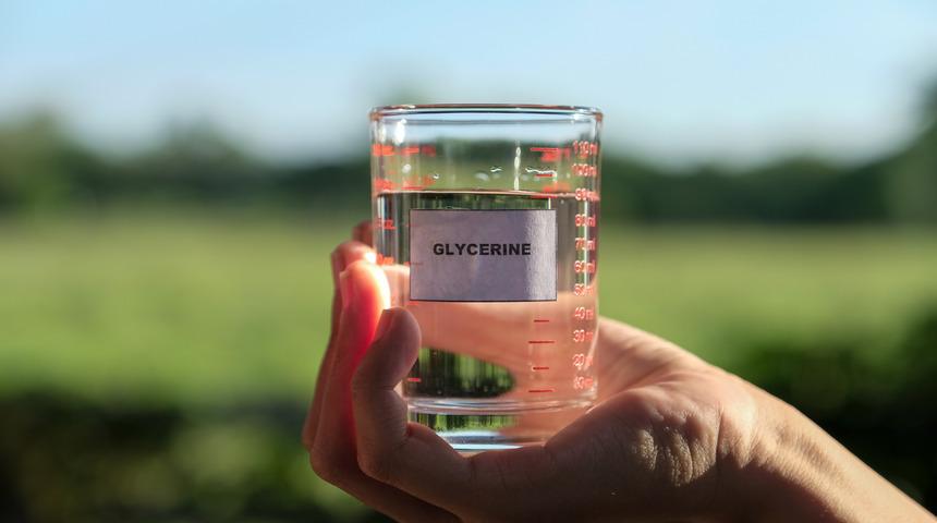 Gliserin nedir, ne işe yarar? Gliserinin faydaları nelerdir? Gliserinin faydaları ve zararları
