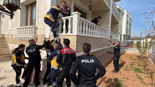 Aksaray'da korkunç manzara! Emekli astsubay önce karısını, sonra kendini vurdu