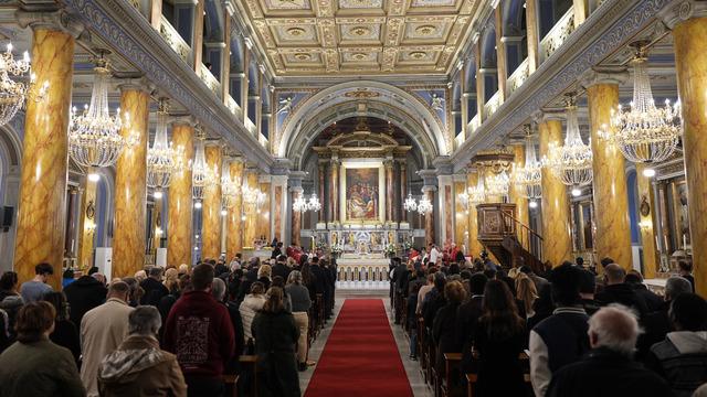 Papa Franciscus için Şişli'deki Saint Esprit Katedrali'nde ayin düzenlendi