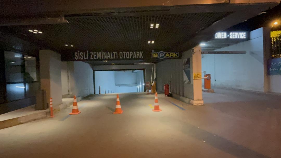 AA-20250428-37782069-37782066-ISPARKA_AIT_36_OTOPARK_RUHSATLARI_OLMADIGI_GEREKCESIYLE_KAPATILDI
