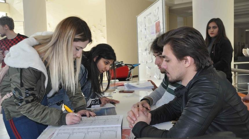 Uşak &Uuml;niversitesi&rsquo;nde &ldquo;&Ccedil;anakkale Şehitlerine Saygı&rsquo; bisiklet turu d&uuml;zenlenecek