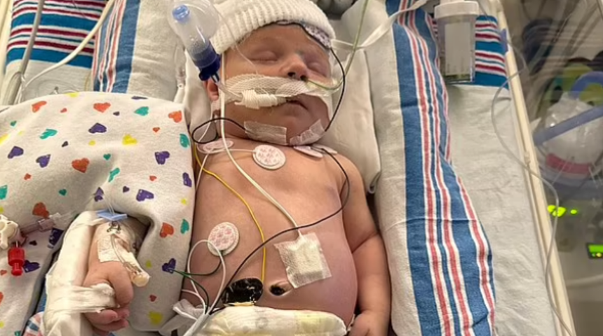 Yenidoğan bebek sünnet oldu, doktorun hatası hayatını mahvetti! Yaşam savaşı veriyor...