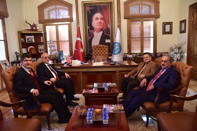 Başkan Yağcı’ya Türk Tarih Kurumu Başkanı Turan’dan ziyaret