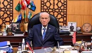 Akan yaşlar kurumadıkça rahat olamayız