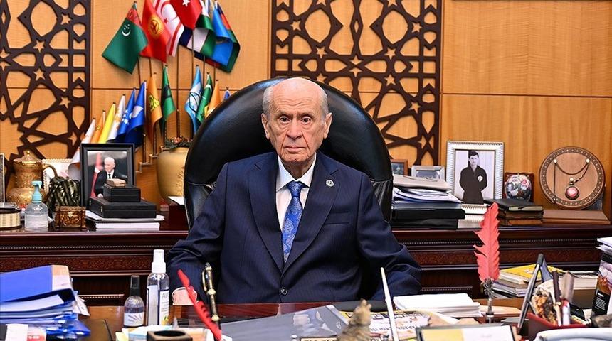 MHP Lideri Bahçeli’den Anneler Günü paylaşımı: "Akan yaşlar kurumadıkça rahat olamayız"