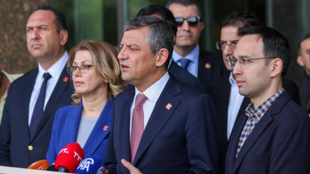 CHP lideri Özel Cumhurbaşkanı Yavaş, başbakan İmamoğlu sözlerine açıklık getirdi: Bu saatten sonra kendisi de vazgeçemez