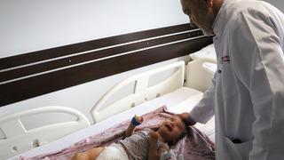 Doğuştan nadir görülen hastalık! 2 yaşındaki çoçuğa 'Peygamber Sünneti' tanısı konuldu: Yanağından yama alındı, idrar kanalı yapıldı...