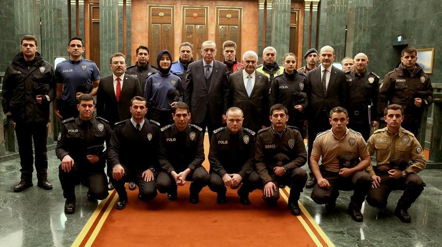 İşte Emniyet'in yeni üniforması