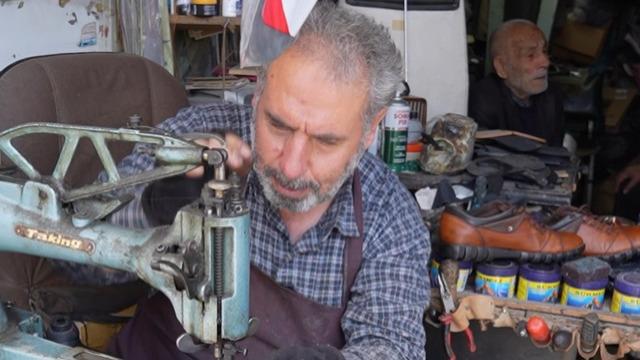 'Meslek can çekişiyor' En fazla 300 lira! Fiyatlar yüksek olunca vatandaşın uğrak noktası oldu ama 'Usta kalmayabilir'
