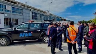 Yalova’da bir firmada yere dökülen kimyasal madde imha edildi
