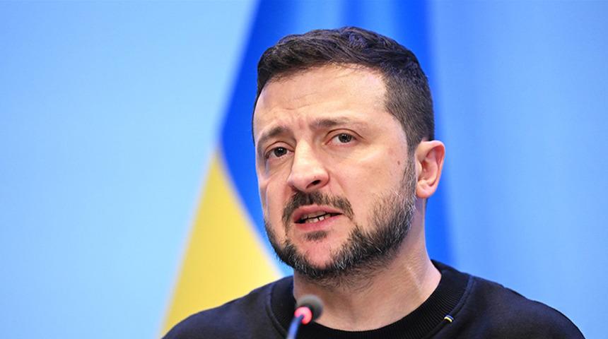 Vladimir Zelenskiy'den açıklama! "Koşulsuz ve tam bir ateşkesin ilk adım olması gerektiği konusunda ısrar ediyoruz"