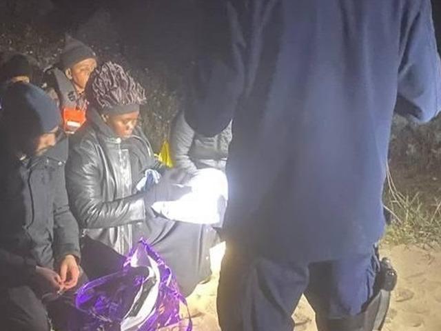 Dikili'de 7 düzensiz göçmen yakalandı