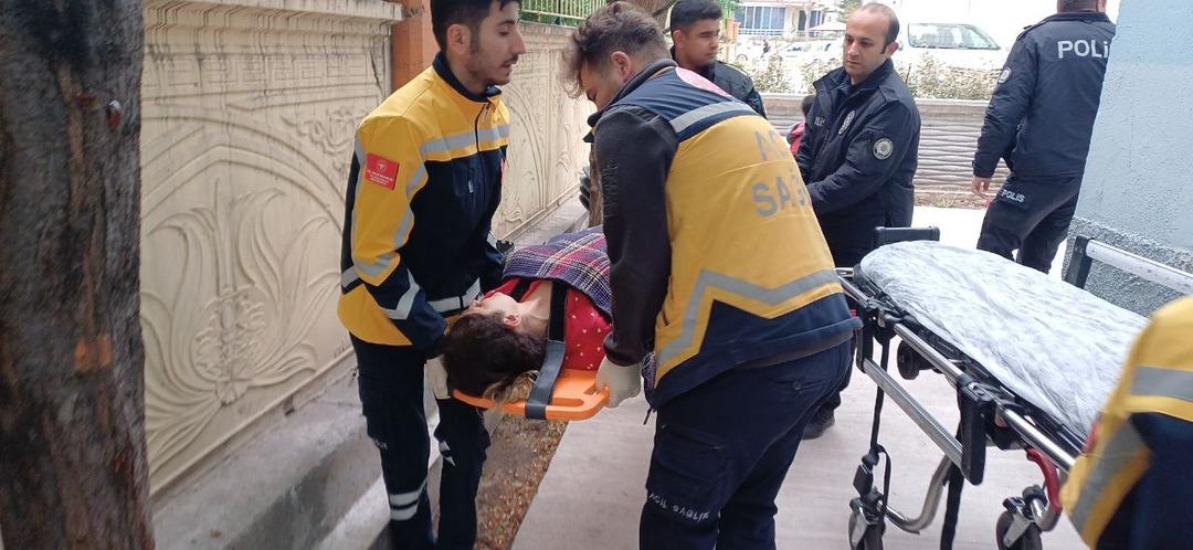 AKSARAY--BIRLIKTE-YASADIGI-KADINI-DOVUP_686325_203312