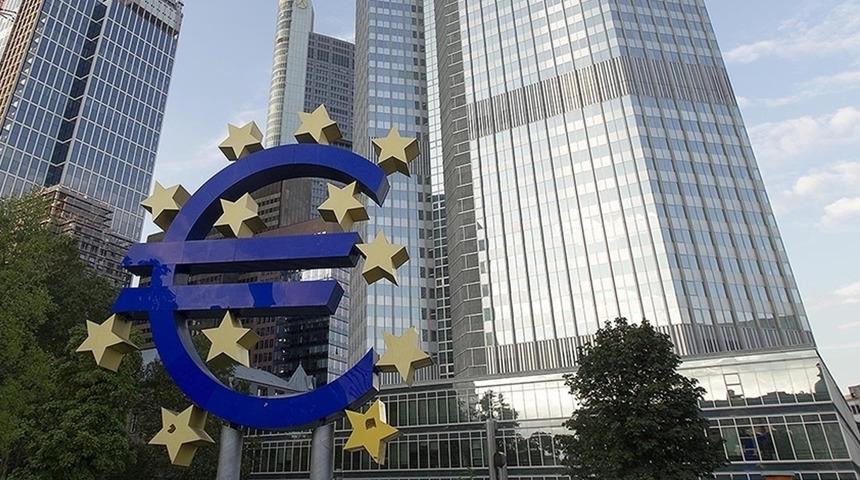 Avro Bölgesi ekonomisi ilk çeyrekte yüzde 0,4 büyüdü