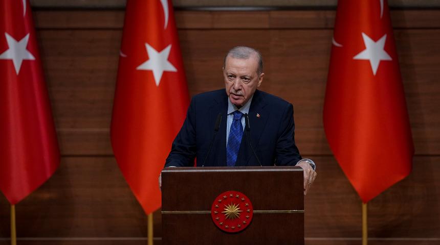 Cumhurbaşkanı Erdoğan: "İslam dünyası sancılı dönemler geçiriyor"