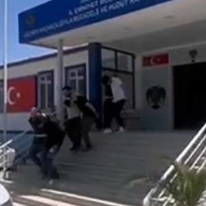 Hatay'da 21 kaçak göçmen yakalandı: 5 tutuklama