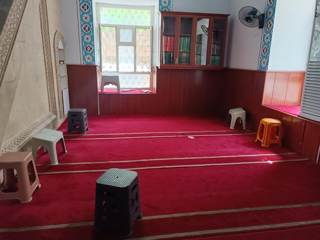 CAMIDE-NAMAZ-KILARKEN-BICAKLANDI-_687183_203598