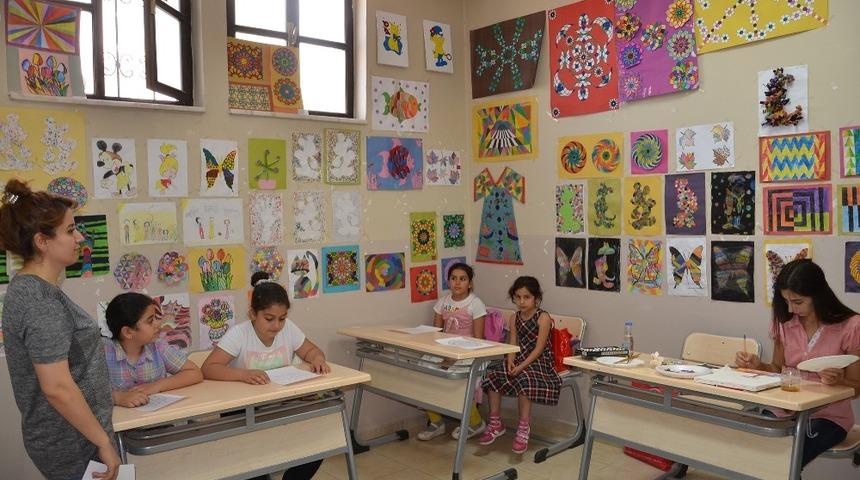 B&uuml;y&uuml;kşehir geleceğin ressamlarını yetiştiriyor