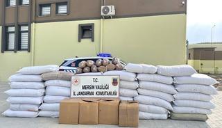 Mersin'de yolcu otobüsünde 1,5 ton kaçak tütün ele geçirildi