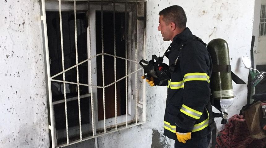 Midyat&rsquo;ta ev yangını