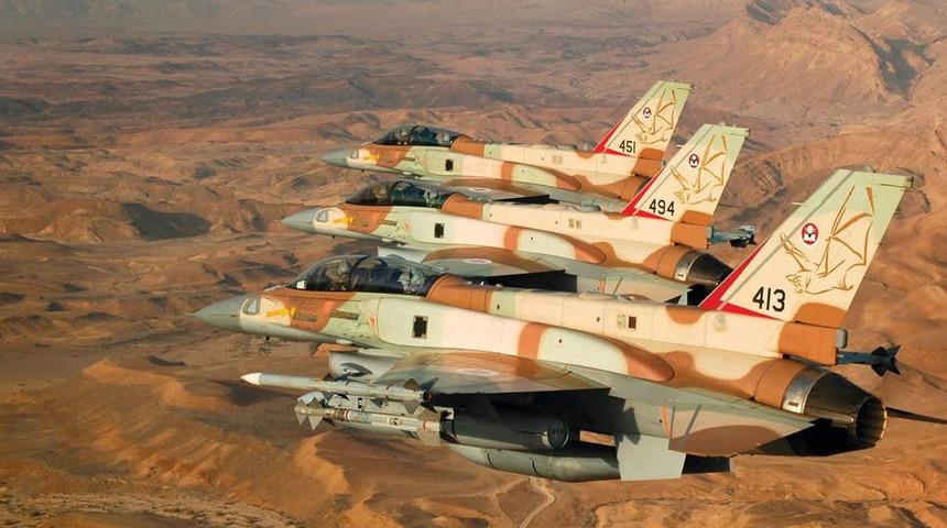 İsrail, Suriye'ye 5 savaş uçağıyla hava saldırıları düzenledi